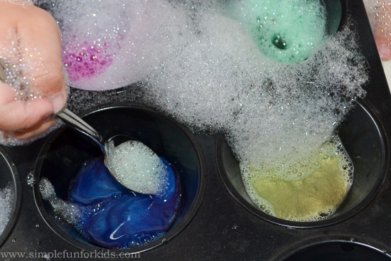 How to make quick bath paint with two ingredients!