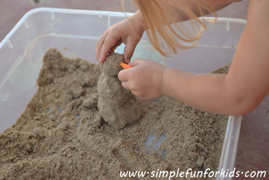 Do your sand creations fall apart too quickly? Make some sticky sand - it's quick, only takes 3 ingredients, and can be used for lots of sensory fun!