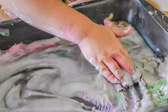 Baking Soda and Vinegar Process Art: Yet another way of having fizzy fun with science!