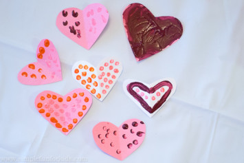 Q-Tip Painted Hearts - Simple Fun for Kids