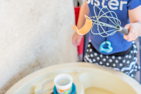 Sensory Activities for Kids: Coral Reef Sensory Soup - simple water play, perfect for all ages and for play dates!