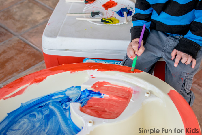 Super simple process art for kids: Painting the water table!