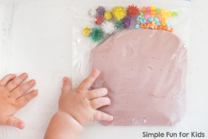 Sensory Activities for Babies: Let your baby explore play dough safely with a Play Dough Sensory Bag!