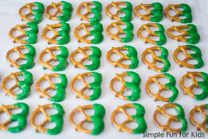 Make cute, simple chocolate dipped pretzels to match any theme! Perfect for special occasions like birthdays, Christmas, Valentine's Day, baby showers, etc.!