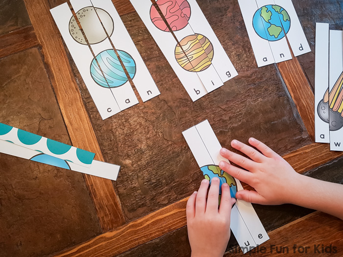 Learn, practice, and review sight words in a fun, hands-on way with these Solar System Sight Word Puzzles! Includes all of the pre-primer sight words, perfect for kindergarteners.